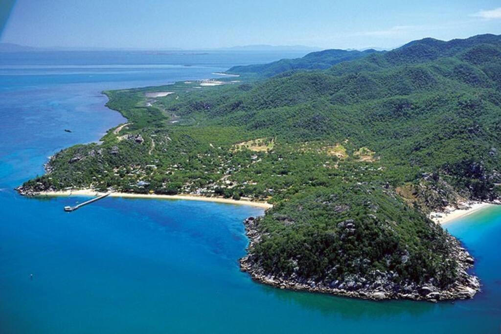 Serenity Picnic Bay Екстер'єр фото