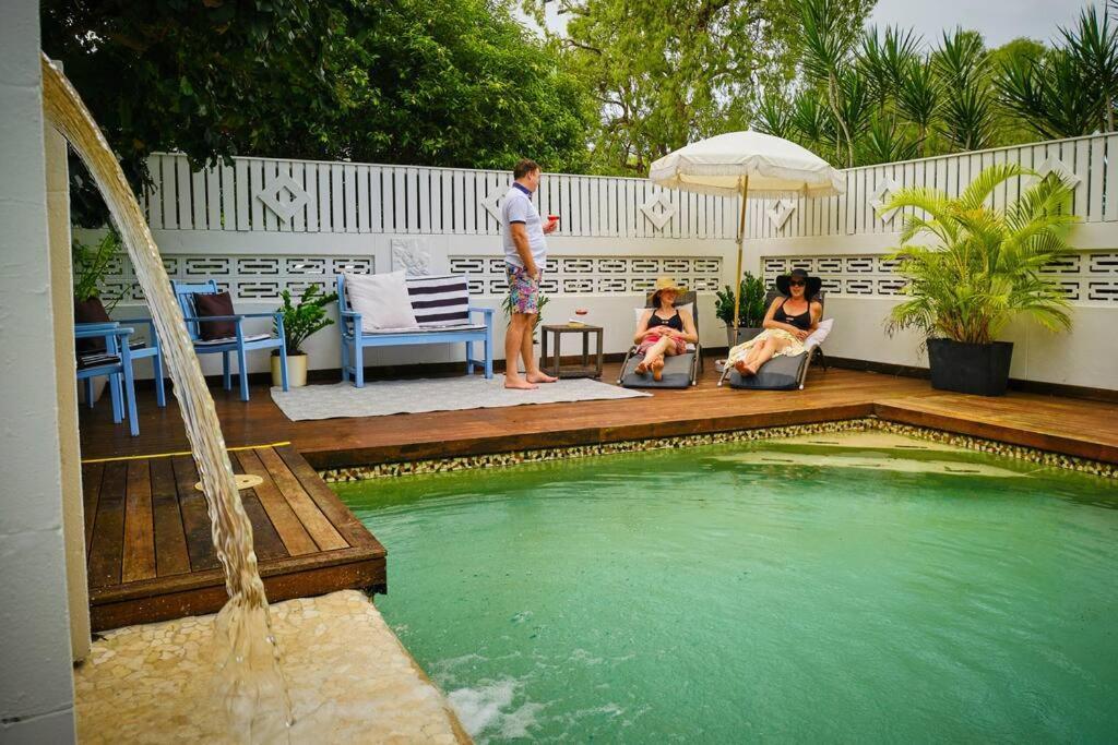 Serenity Picnic Bay Екстер'єр фото